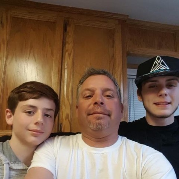 Meet your Posher, Larry - Picture 1 of 1